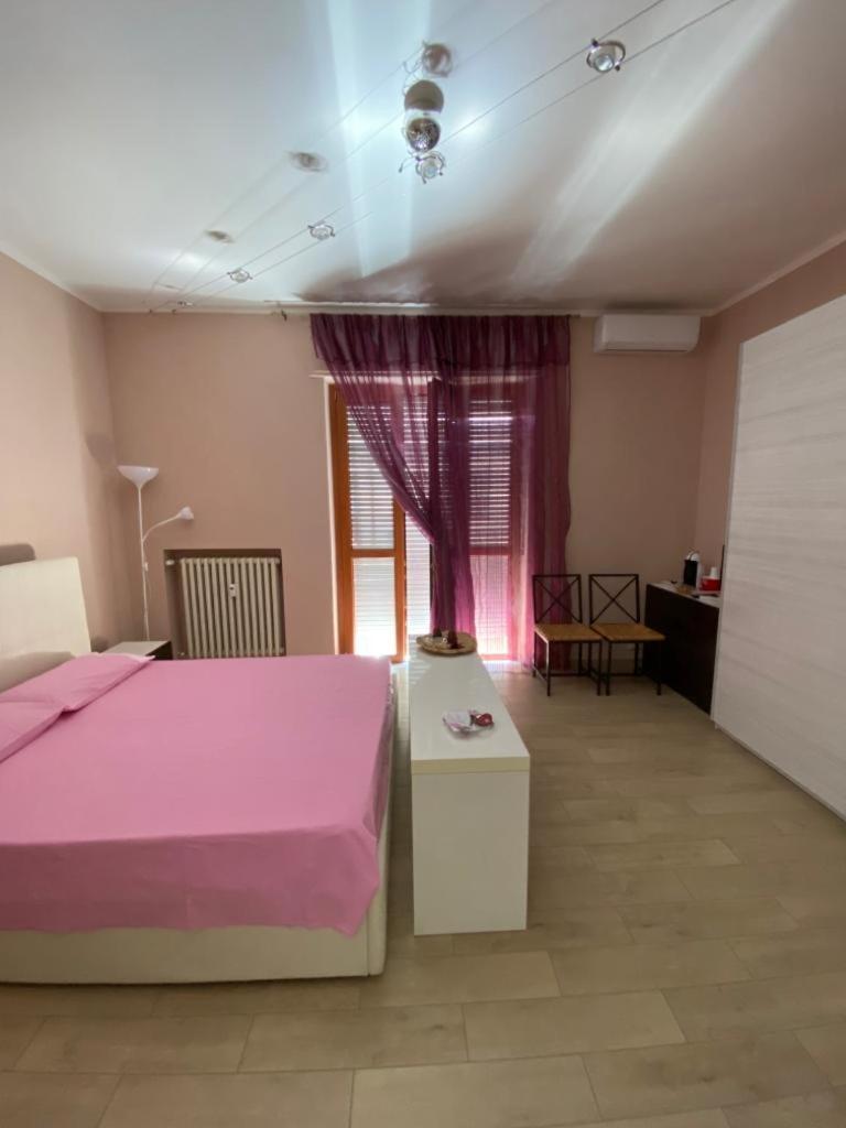 Casa Delle Orchidee Ξενοδοχείο Άλμπα Δωμάτιο φωτογραφία
