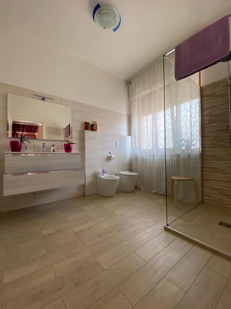 Casa Delle Orchidee Ξενοδοχείο Άλμπα Δωμάτιο φωτογραφία