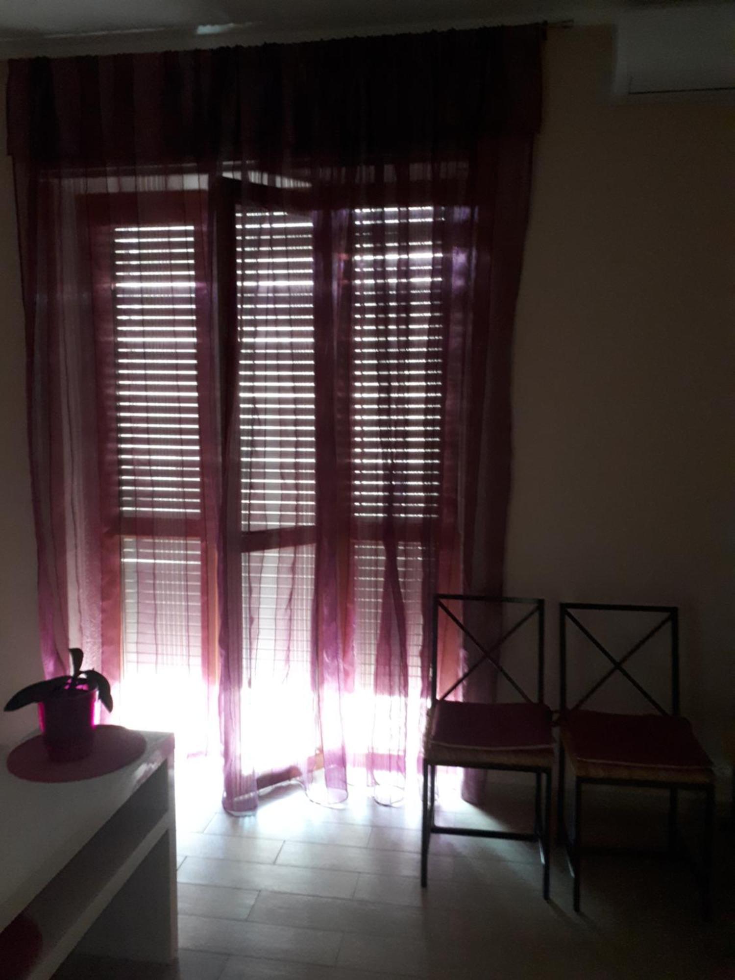 Casa Delle Orchidee Ξενοδοχείο Άλμπα Δωμάτιο φωτογραφία